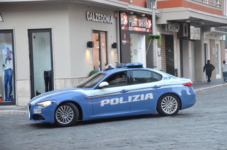 Corigliano-Rossano, chiude in casa figlia e nipoti con il gas aperto: salvate quattro persone images Corigliano-Rossano, chiude in casa figlia e nipoti con il gas aperto: salvate quattro persone