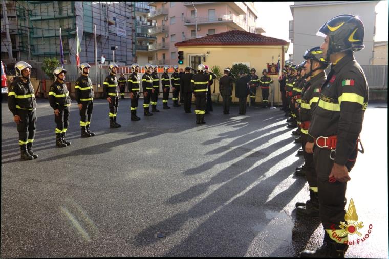 images Catanzaro, i vigili del fuoco festeggiano la patrona Santa Barbara