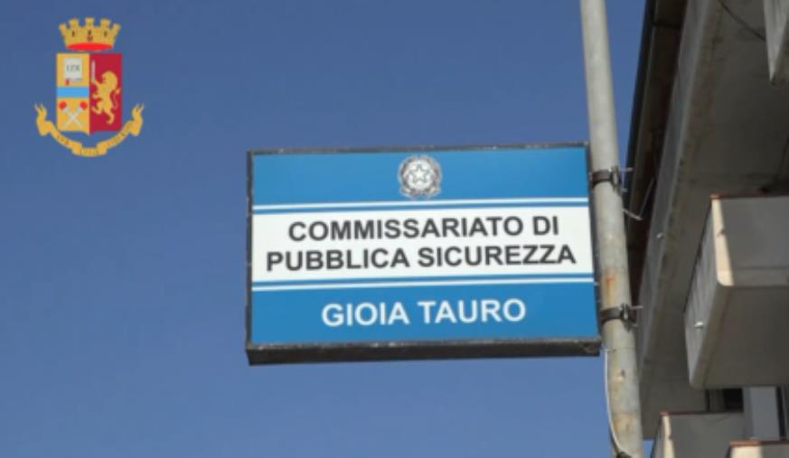 Tenta di uccidere un connazionale nella tendopoli di San Ferdinando: arrestato  images Tenta di uccidere un connazionale nella tendopoli di San Ferdinando: arrestato