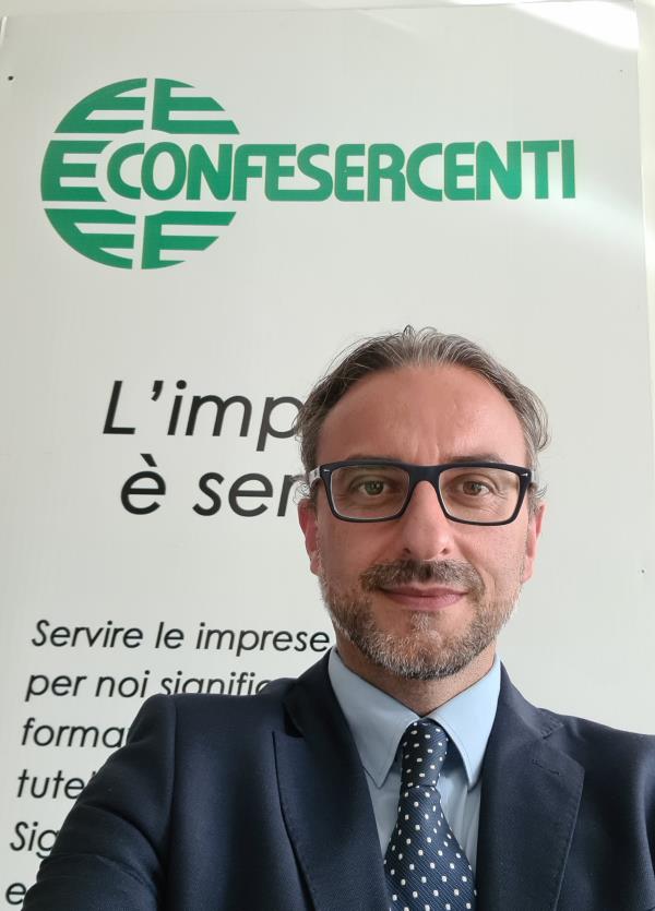 images La riflessione, Mongiardo (Confesercenti Catanzaro): "Buon anno ma quanta incertezza in questo 2023"