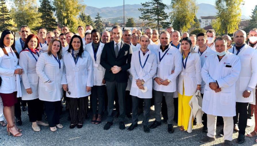 I medici cubani arrivano all'Unical: "Ci metteremo il cuore" images I medici cubani arrivano all'Unical: "Ci metteremo il cuore"