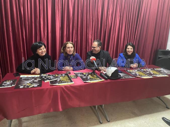 images Catanzaro, al Comunale arriva "Serata d'Artista": sul palco comici, ballerini e cantanti 