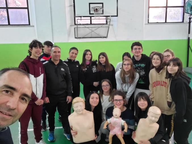 Giochi sportivi studenteschi 2023, al 'De Nobili' si studia pugilato e difesa personale images Giochi sportivi studenteschi 2023, al 'De Nobili' si studia pugilato e difesa personale