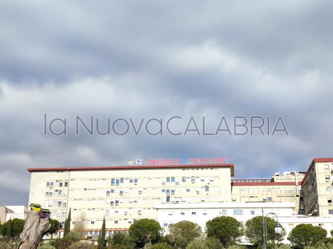 Ospedale Pugliese, attivati 14 posti letto aggiuntivi in Medicina generale per aiutare il pronto soccorso images Ospedale Pugliese, attivati 14 posti letto aggiuntivi in Medicina generale per aiutare il pronto soccorso