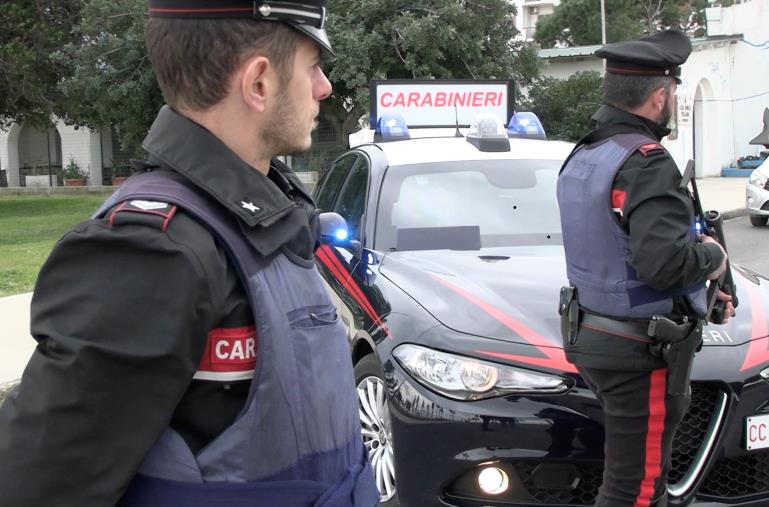 images Chiaravalle, droga in un barattolo di vetro: arrestato