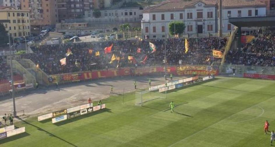 images Us Catanzaro 1929, si lavora sul sintetico in vista dell'anticipo di Castellammare di Stabia