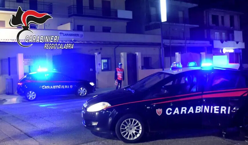 images Per due giorni intrappolata tra i rovi: i carabinieri ritrovano una donna nel Reggino