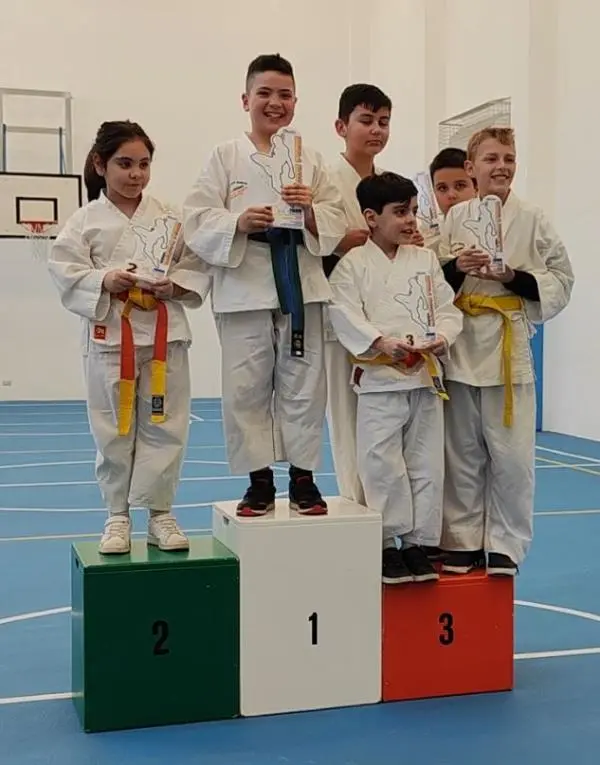 “Kata & Form”: a Siderno il torneo per giovanissimi karateka  images “Kata & Form”: a Siderno il torneo per giovanissimi karateka