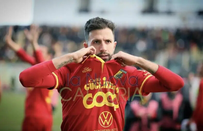 images Doppietta di Iemmello al Foggia e i giallorossi raggiungono i 100 goal stagionali