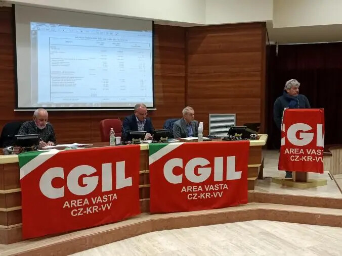 Assemblea Generale Cgil Area Vasta a Lamezia Terme, verso la mobilitazione nazionale del 20 maggio images Assemblea Generale Cgil Area Vasta a Lamezia Terme, verso la mobilitazione nazionale del 20 maggio