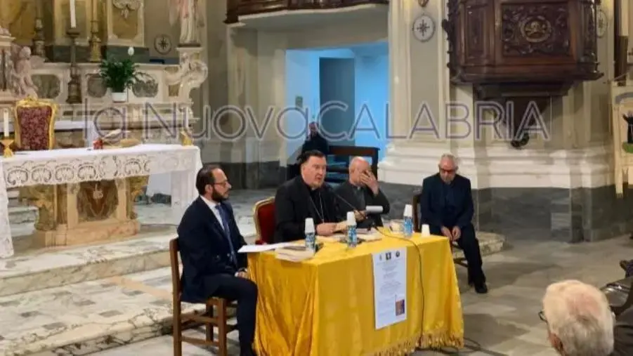 images Catanzaro, “Se tu conoscessi il dono di Dio”: presentato il libro di Don Giuseppe Silvestre

