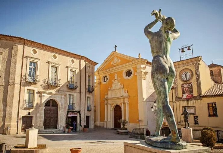 images Arte e musica, Taverna si prepara ad accogliere Angelo Branduardi