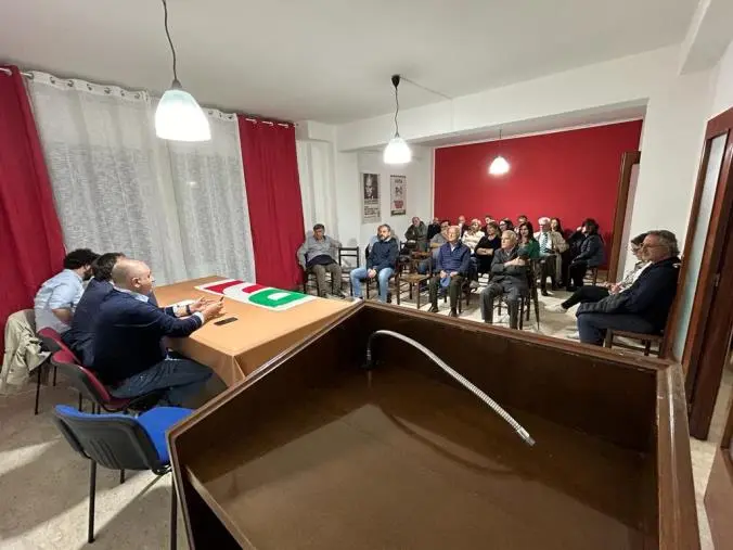 I circoli Pd di Catanzaro Centro e Materdomini incontrano Fiorita e si discute di cantieri aperti e problematiche politiche images I circoli Pd di Catanzaro Centro e Materdomini incontrano Fiorita e si discute di cantieri aperti e problematiche politiche