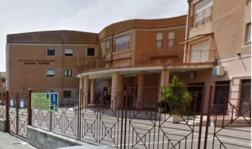 Violenza di genere, incontro a Catanzaro con i ragazzi del "Petrucci-Ferraris-Maresca" images Violenza di genere, incontro a Catanzaro con i ragazzi del "Petrucci-Ferraris-Maresca"