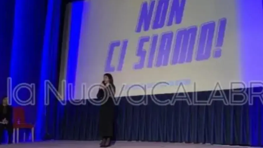“Non ci siamo!”, a Catanzaro l'evento dedicato ai fuori sede: ecco perché i ragazzi vanno via images “Non ci siamo!”, a Catanzaro l'evento dedicato ai fuori sede: ecco perché i ragazzi vanno via