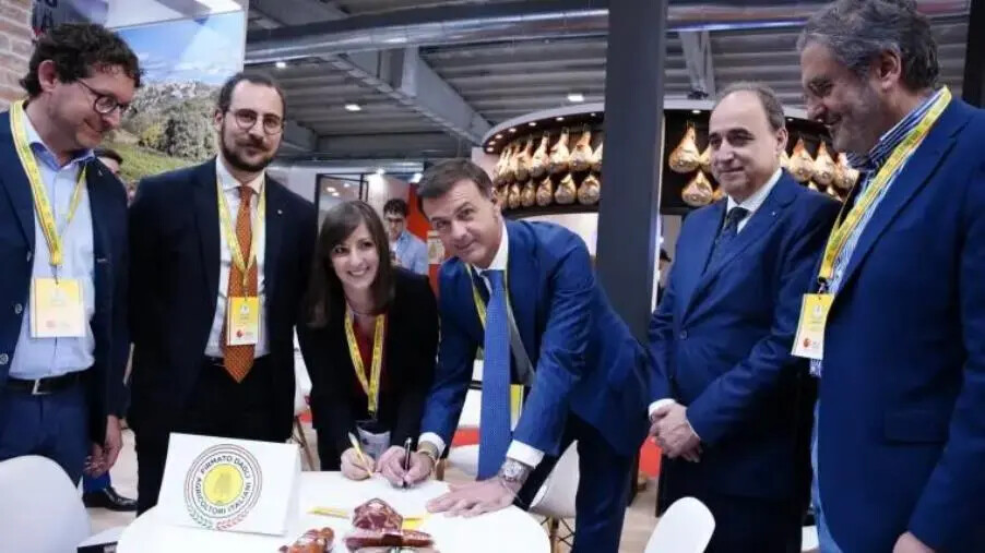 images Al "Cibus" di Parma Coldiretti porta la qualità dei prodotti di ‘Filiera Madeo’