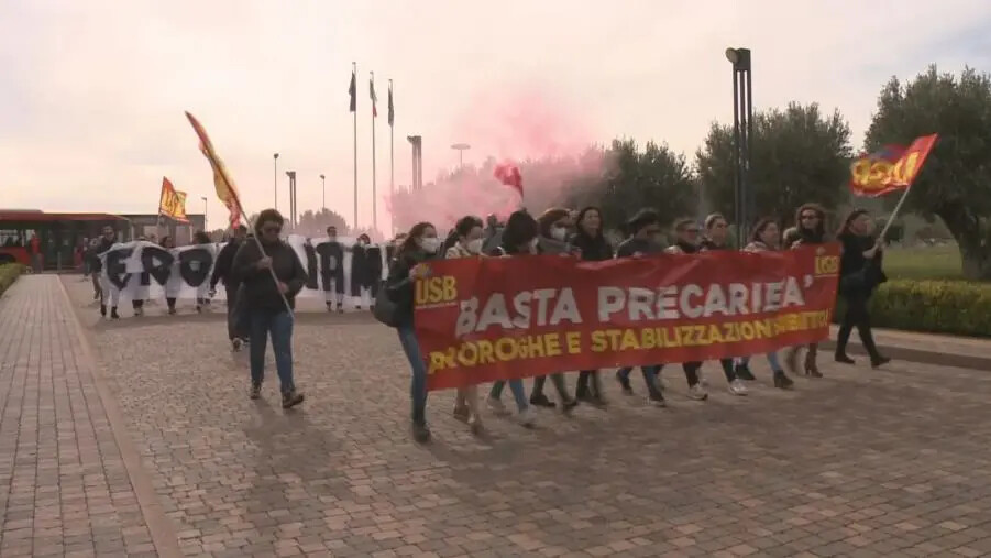 Tavolo prefettizio saltato, USB verso lo sciopero dell’Asp di Catanzaro images Tavolo prefettizio saltato, USB verso lo sciopero dell’Asp di Catanzaro