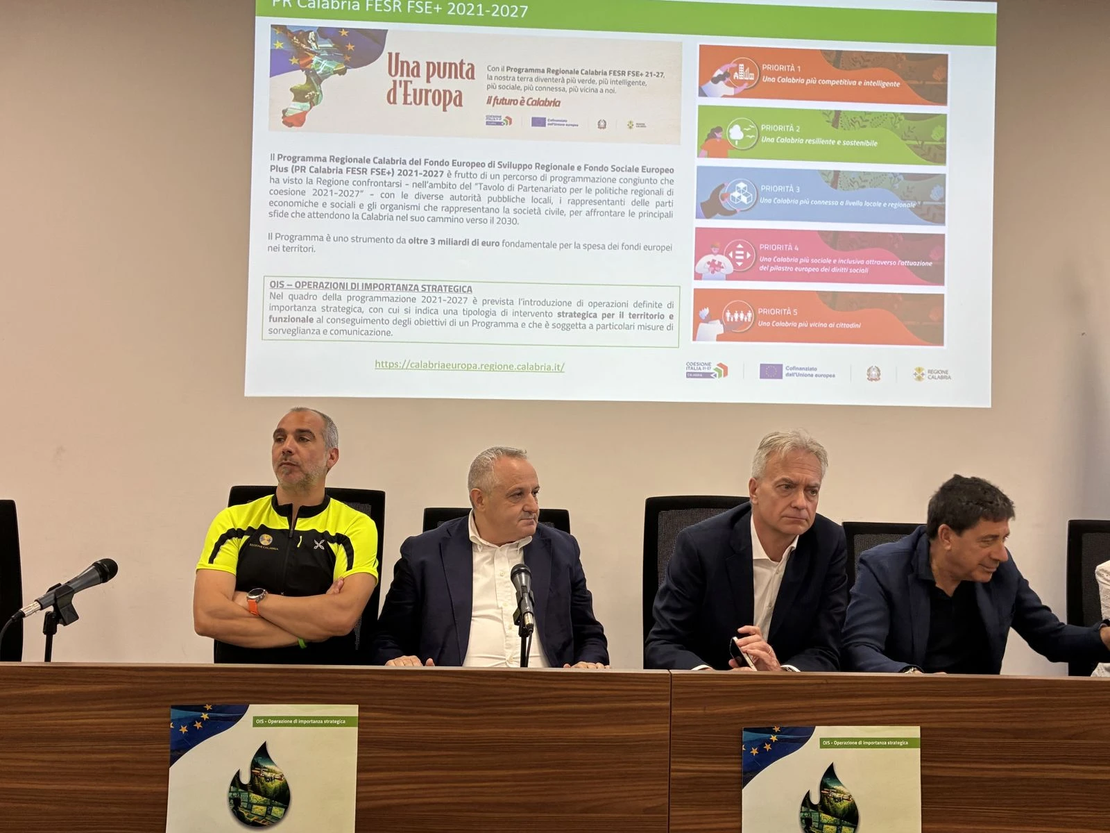 Calabria, istituzioni e territori contro gli incendi boschivi: al via la campagna AIB 2026