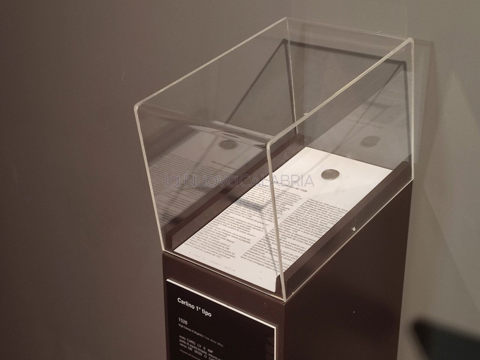 Catanzaro, il Carlino d'argento torna a casa: la moneta restituita al Marca dopo il restauro images Catanzaro, il Carlino d'argento torna a casa: la moneta restituita al Marca dopo il restauro