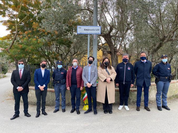 8 Marzo. Anche Gioventù Nazionale Catanzaro all'iniziativa di Siulp e Fsp per commemorare Emanuela Loi images 8 Marzo. Anche Gioventù Nazionale Catanzaro all'iniziativa di Siulp e Fsp per commemorare Emanuela Loi