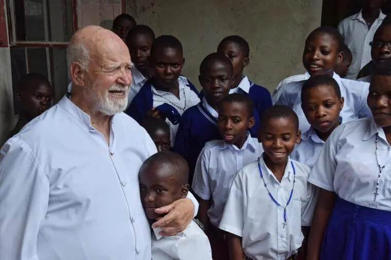 A S. Pietro Apostolo l'addio a padre Tomaino, il missionario comboniano da sempre vicino ai deboli images A S. Pietro Apostolo l'addio a padre Tomaino, il missionario comboniano da sempre vicino ai deboli