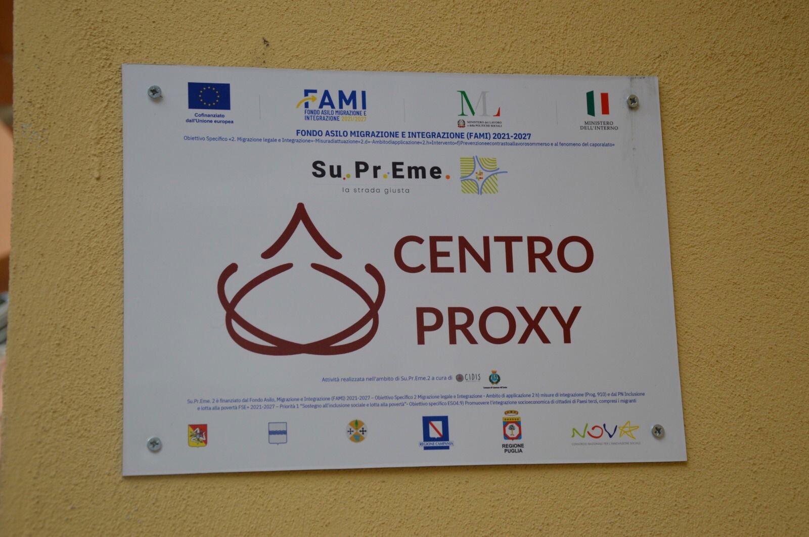 images Inaugurato a Lauropoli il Centro Proxy: uno spazio di incontro, partecipazione e empowerment per le donne e la comunità
