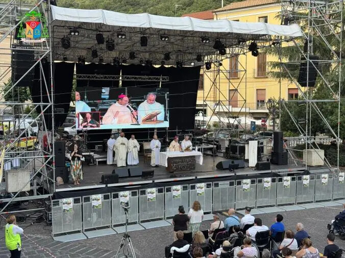 images Lamezia, celebrato il Giubileo Diocesano insieme alle persone con disabilità 