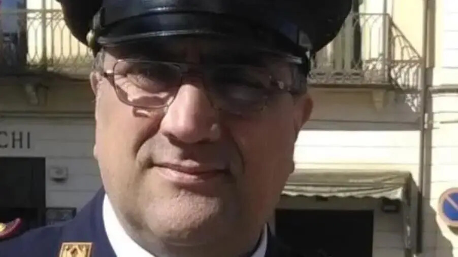 images Questura di Catanzaro: la cerimonia in ricordo di Vincenzo Rotella, Assistente Capo Coordinatore del Polizia di Stato 