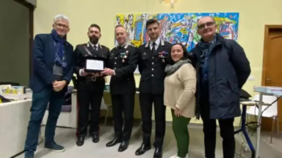 images A Lamezia i carabinieri incontrano l'ENS sul tema delle truffe e frodi informatiche 