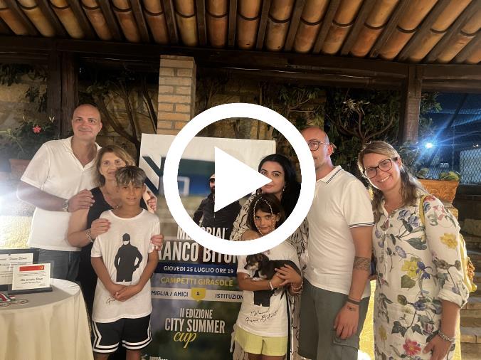 images Catanzaro, Franco Bitonte rivive nell’amichevole presso i suoi campetti del Girasole (VIDEO)