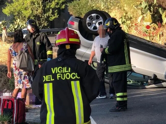Soveria Simeri, 77enne perde il controllo dell’auto e finisce fuori strada images Soveria Simeri, 77enne perde il controllo dell’auto e finisce fuori strada