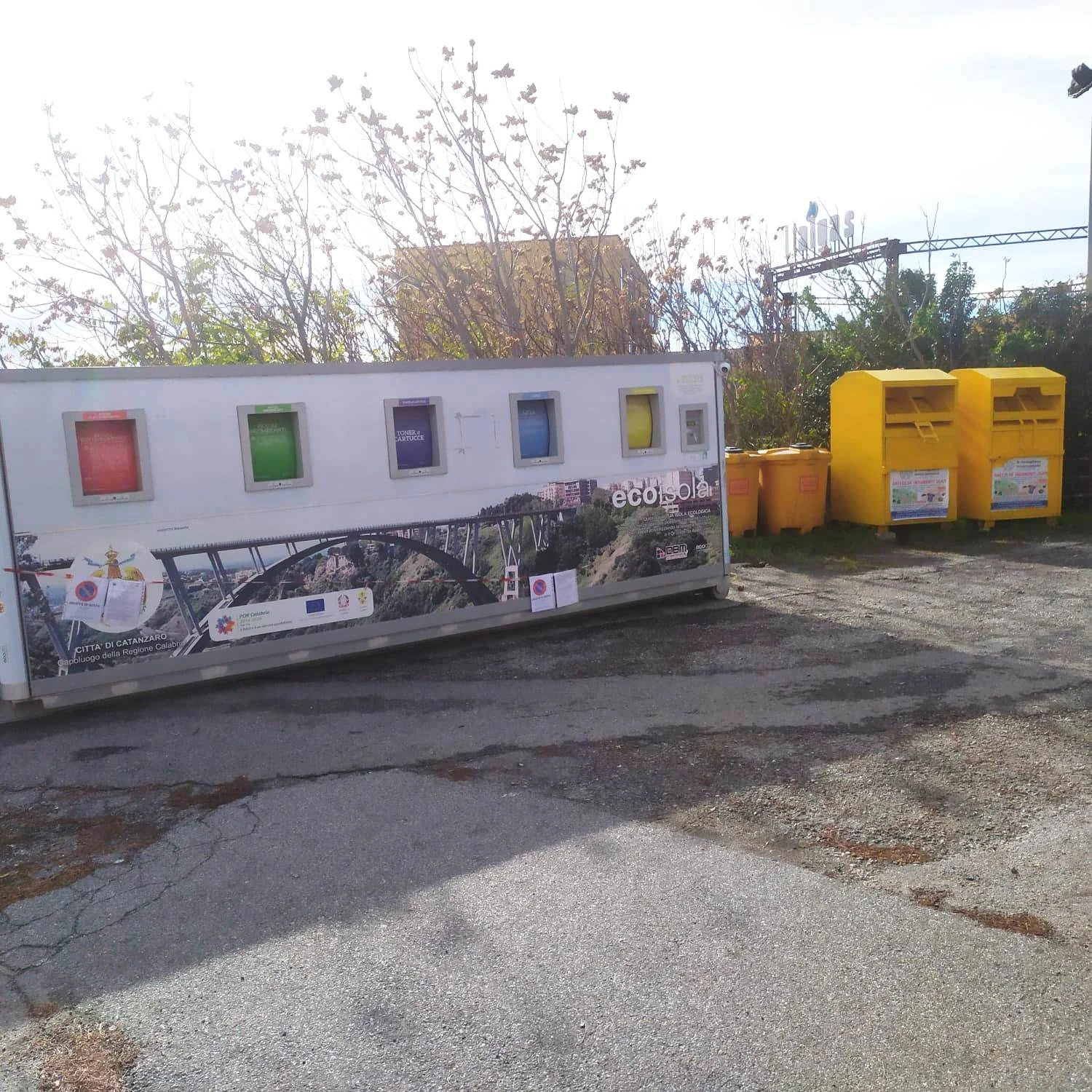 Catanzaro, chiusura temporanea di Viale dei Normanni: l’isola ecologica mobile è attiva da oggi su Viale dei Bizantini