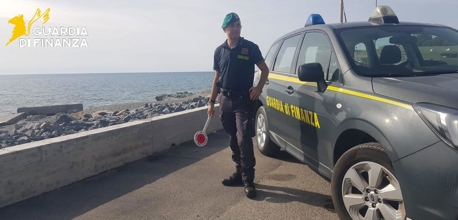 images Curinga, evento abusivo con 300 persone: la Guardia di Finanza sequestra una struttura ricettiva 
