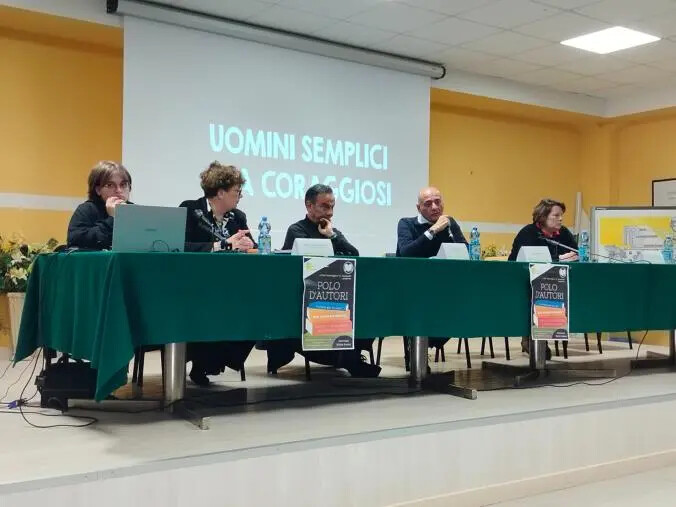 A Polo tecnologico dibattito sul libro "Quando la 'ndrangheta sconfisse lo Stato" di Antonio Cannone images A Polo tecnologico dibattito sul libro "Quando la 'ndrangheta sconfisse lo Stato" di Antonio Cannone