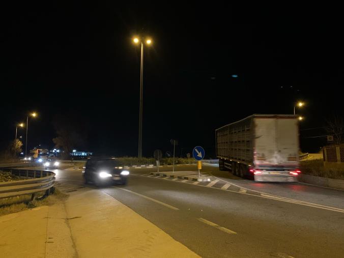 Illuminazione attiva ma solo dopo un incidente, "Basta Vittime sulla 106" denuncia la situazione allo svincolo di Scala Coeli
 images Illuminazione attiva ma solo dopo un incidente, "Basta Vittime sulla 106" denuncia la situazione allo svincolo di Scala Coeli