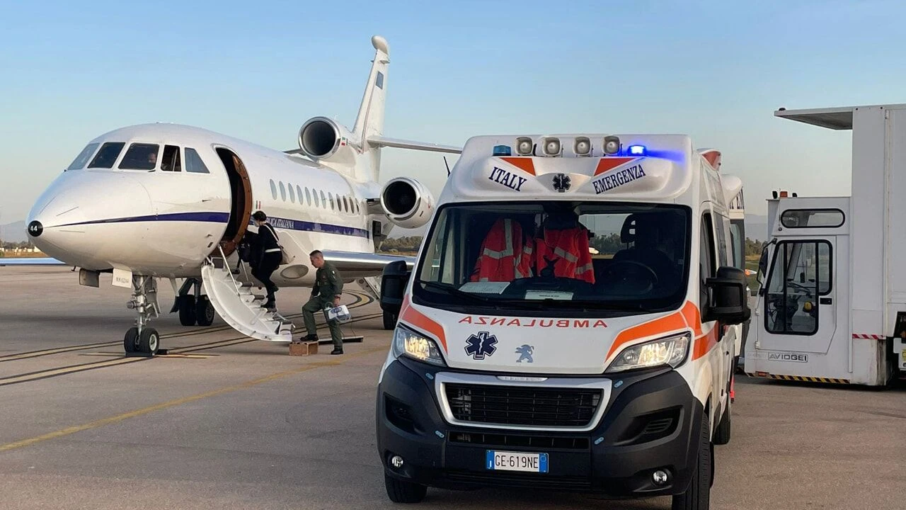 Volo sanitario d’urgenza, tredicenne trasferito nella notte da Catanzaro al Gaslini