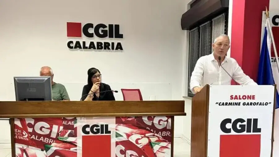 Autonomia Differenziata, Sposato: “Occhiuto impugni il provvedimento e firmi per il referendum” images Autonomia Differenziata, Sposato: “Occhiuto impugni il provvedimento e firmi per il referendum”