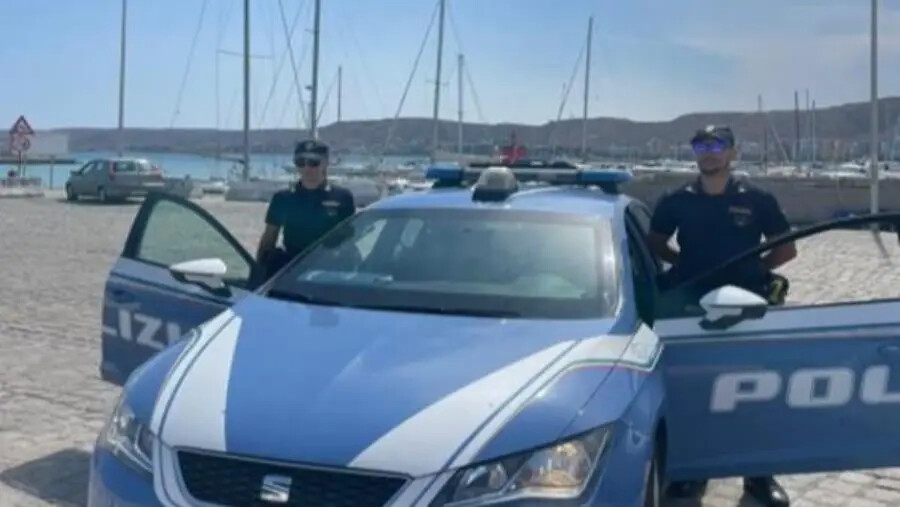 images Controlli alla Fiera Mariana a Crotone: applicate multe e sequestrata droga 
