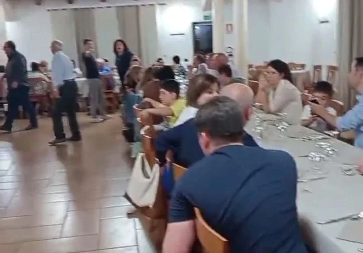 Montauro, quando una pizza diventa comunità in una serata di allegria e amicizia 