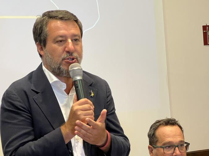images Ponte sullo Stretto, Salvini: "Investimenti ben protetti da altri appetiti"