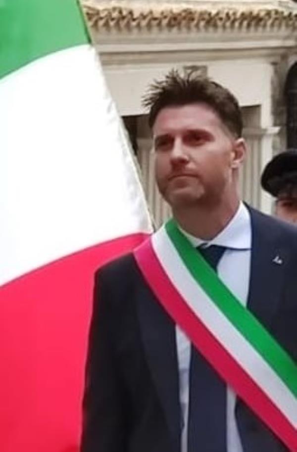 images Cropani, dopo il servizio di raccolta differenziata al via lo spazzamento delle vie e degli spazi pubblici comunali