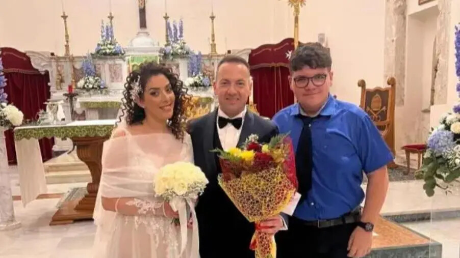 images Miriam e Antonio hanno coronato il loro sogno d'amore: per loro l'augurio è giallorosso