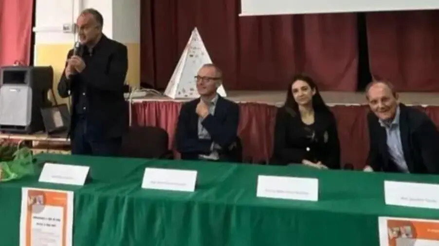 "Adolescenza e stili di vita": iniziativa tra Università e IC Catanzaro Nord Est Manzoni images "Adolescenza e stili di vita": iniziativa tra Università e IC Catanzaro Nord Est Manzoni