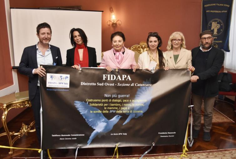 images Ottava edizione “La rosa d’argento” di Fidapa, Ande e Camera di commercio di Catanzaro, premiate Miriam Pugliese e Raffaella Zinzi