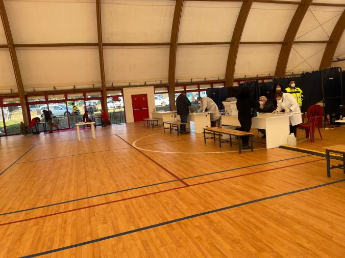 Covid, associazione "Emergenza Sanità": “Rilanciamo la proposta di un centro vaccini permanente a Girifalco” images Covid, associazione "Emergenza Sanità": “Rilanciamo la proposta di un centro vaccini permanente a Girifalco”