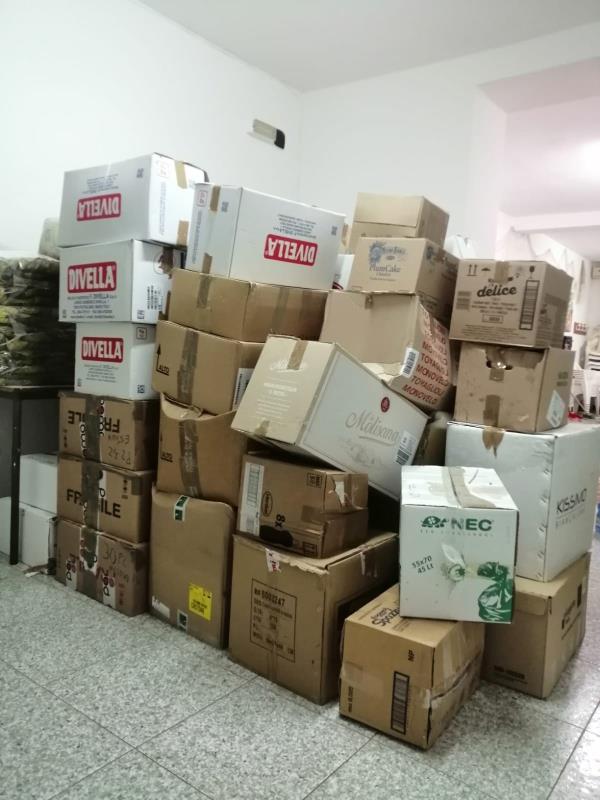 Boom di donazioni ad Isola Capo Rizzuto: raccolti 9000 capi d’abbigliamento, 2 quintali di cibo e farmaci per l'Ucraina images Boom di donazioni ad Isola Capo Rizzuto: raccolti 9000 capi d’abbigliamento, 2 quintali di cibo e farmaci per l'Ucraina