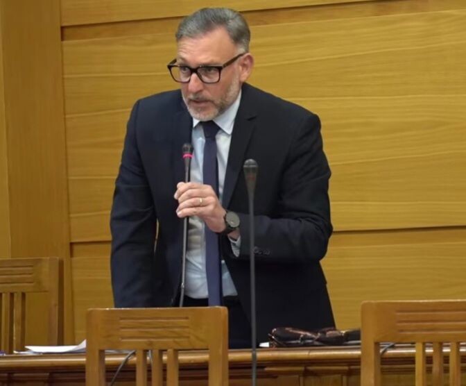 images A Lamezia Terme griglie e caditoie ostruite: l’allarme del consigliere Branca