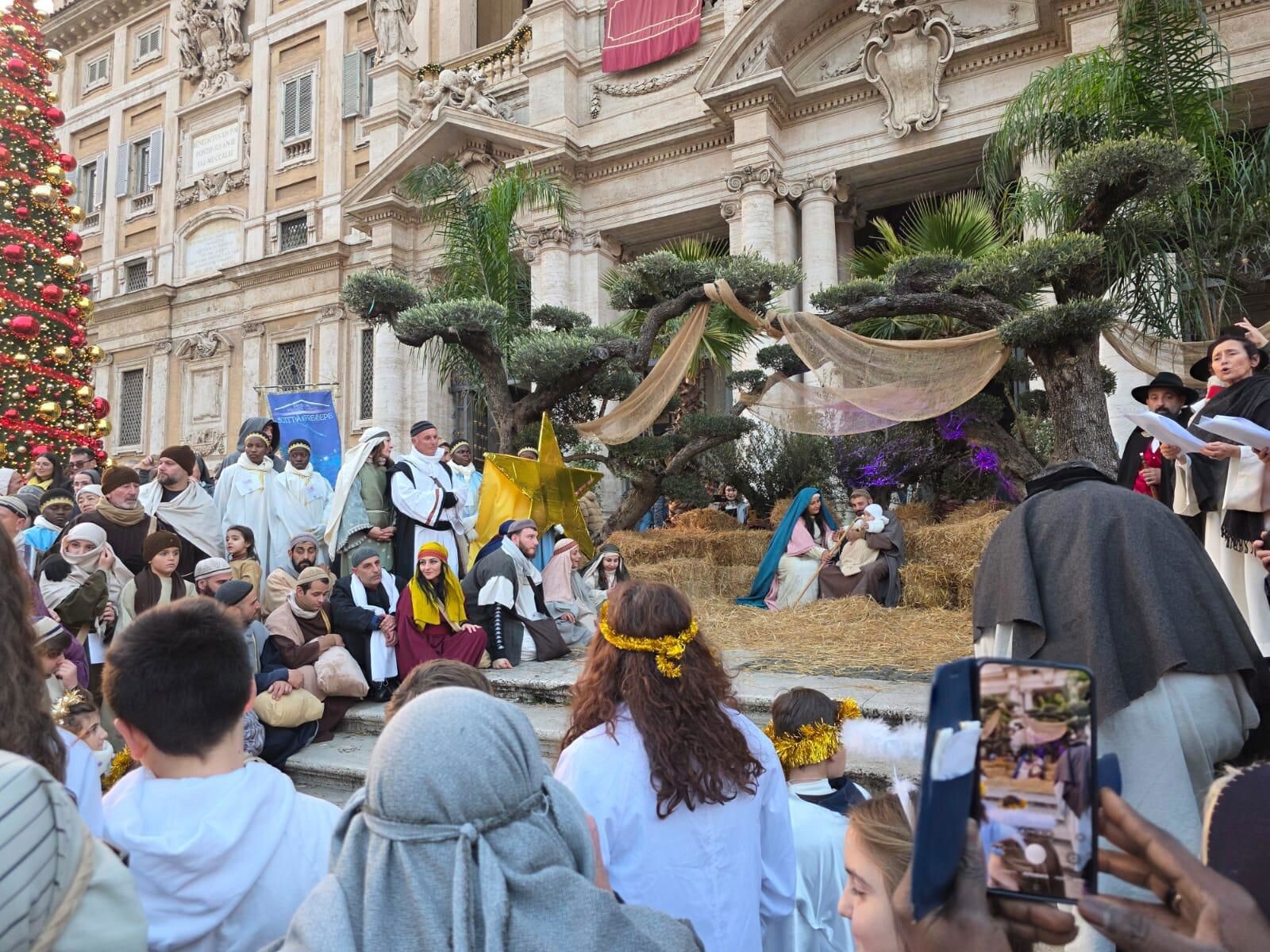 Il "miracolo" di Gasperina diventa globale: Giosuè, il bimbo benedetto dal Papa, commuove la stampa internazionale images Il "miracolo" di Gasperina diventa globale: Giosuè, il bimbo benedetto dal Papa, commuove la stampa internazionale