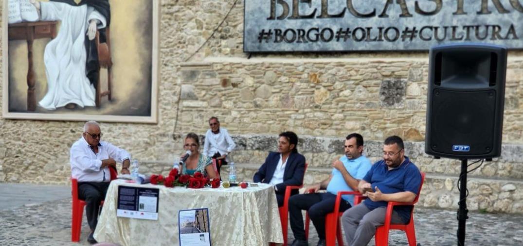 images Belcastro, “Una rosa per Teresina": il libro ispirato alla vera storia di Teresina Lucà ed Eugenio Gimigliano