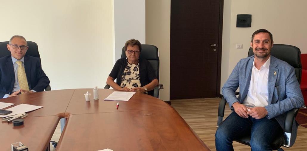 Ospedale di Soverato, il sindaco Alecci a riunione con il commissario provinciale Asp e il ds Lazzaro images Ospedale di Soverato, il sindaco Alecci a riunione con il commissario provinciale Asp e il ds Lazzaro